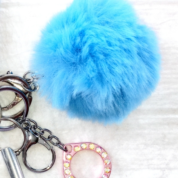 Self Defense Keychain - Picture 2 of 4